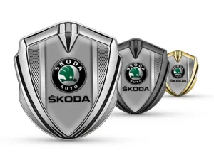 Skoda Emblema Guardabarros Insignia A Medida Avanzado Versión